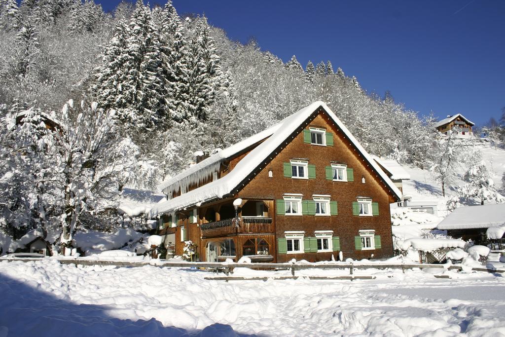 Hotel Gasthaus Schaefle Bürserberg Esterno foto